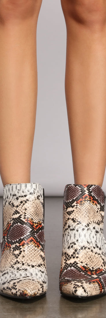 Fashionista Babe Snake Print Booties are chic ladies' shoes to complete your best 2023 outfits. They come in a variety of trendy women's shoe styles like platforms and dressy low-heels, & are available in wide widths for better comfort.