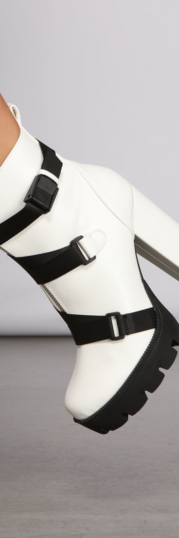 Sassy Straps Faux Leather Lug Booties is a trendy pick to create 2023 concert outfits, festival dresses, outfits for raves, or to complete your best party outfits or clubwear!