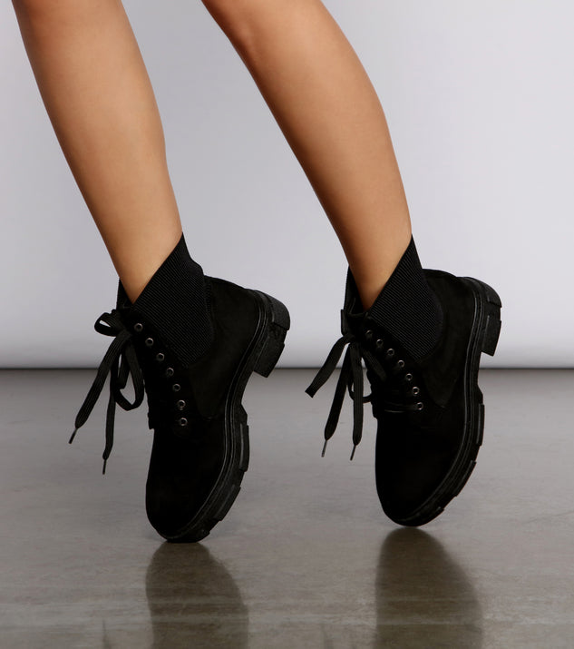 Stylishly Edgy Lug Sole Booties is a trendy pick to create 2023 concert outfits, festival dresses, outfits for raves, or to complete your best party outfits or clubwear!