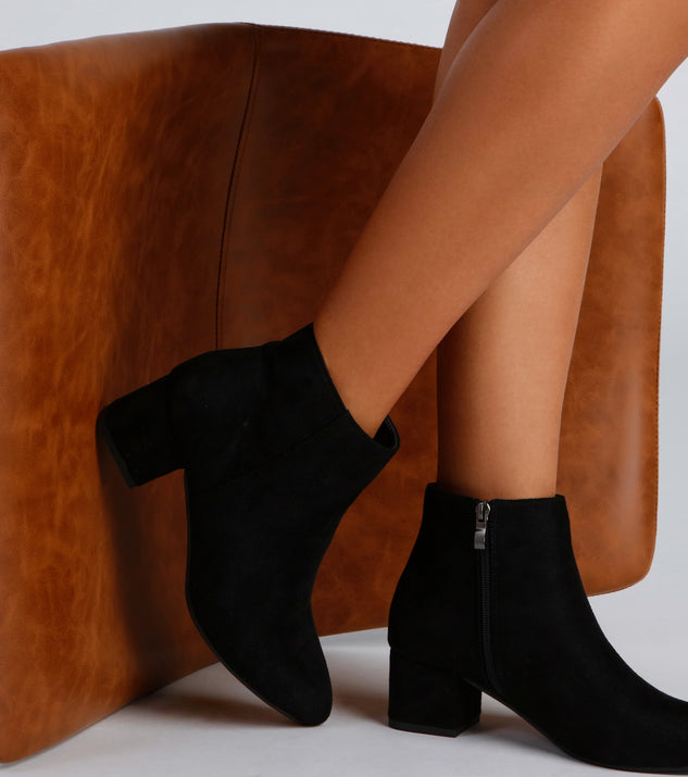 Simple Chic Block Heel Booties is a trendy pick to create 2023 concert outfits, festival dresses, outfits for raves, or to complete your best party outfits or clubwear!
