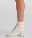 Love That Look Lace-Up Booties is a trendy pick to create 2023 concert outfits, festival dresses, outfits for raves, or to complete your best party outfits or clubwear!