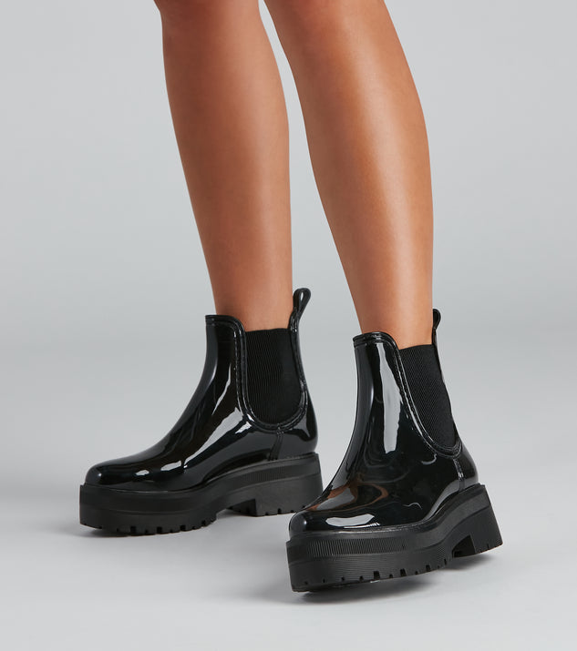 One True Lug Patent Chunky Boots is a trendy pick to create 2023 concert outfits, festival dresses, outfits for raves, or to complete your best party outfits or clubwear!