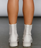 A Total Vibe Lug Sole Booties is a trendy pick to create 2023 concert outfits, festival dresses, outfits for raves, or to complete your best party outfits or clubwear!