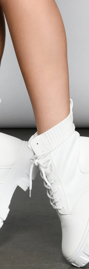 Trendy Vibes Lace-Up Sock Booties is a trendy pick to create 2023 concert outfits, festival dresses, outfits for raves, or to complete your best party outfits or clubwear!