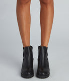 Strut It Out Lug Sole Combat Boots is a trendy pick to create 2023 concert outfits, festival dresses, outfits for raves, or to complete your best party outfits or clubwear!