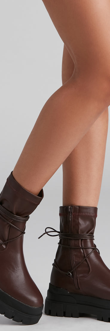 Stylish Command Lug Sole Combat Boots are chic ladies' shoes to complete your best 2023 outfits. They come in a variety of trendy women's shoe styles like platforms and dressy low-heels, & are available in wide widths for better comfort.