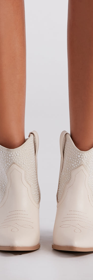 Country Babe Pearl Detailed Western Booties are chic ladies' shoes to complete your best 2023 outfits. They come in a variety of trendy women's shoe styles like platforms and dressy low-heels, & are available in wide widths for better comfort.