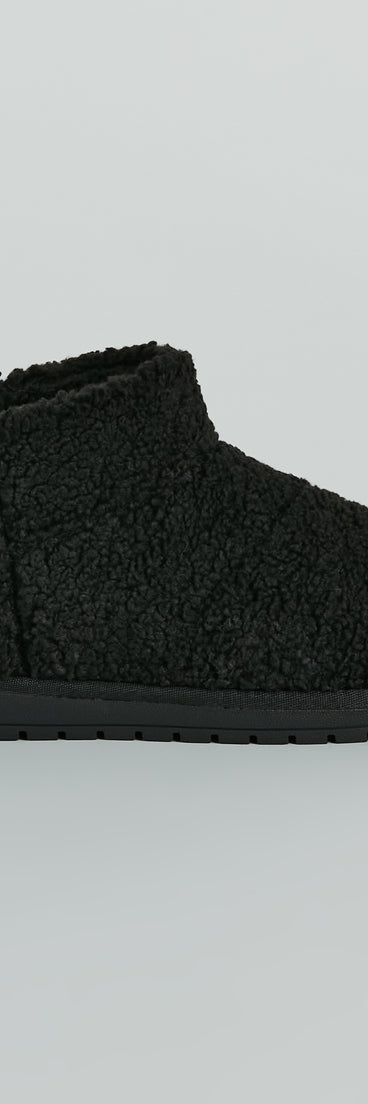 Plush Comfort Faux Sherpa Booties