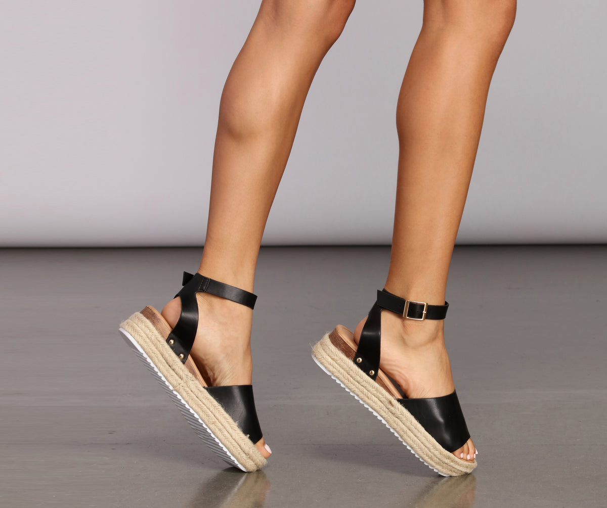 Vacation Mode Platform Sandals