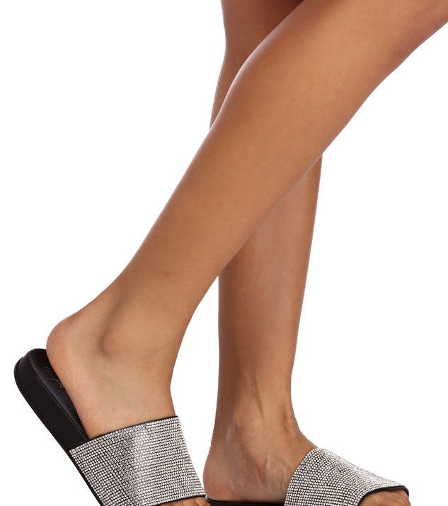 Feelin' Fine In Rhine Slides are chic ladies' shoes to complete your best 2023 outfits. They come in a variety of trendy women's shoe styles like platforms and dressy low-heels, & are available in wide widths for better comfort.