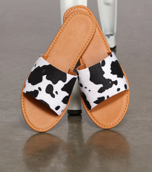 Western Style Slide-On Sandals is a trendy pick to create 2023 concert outfits, festival dresses, outfits for raves, or to complete your best party outfits or clubwear!