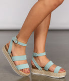 Summer Days Espadrille Platform Heels is a trendy pick to create 2023 concert outfits, festival dresses, outfits for raves, or to complete your best party outfits or clubwear!