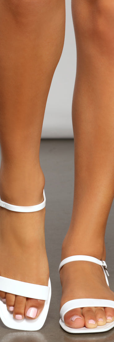 Casual Chic Jelly Strappy Sandals are chic ladies' shoes to complete your best 2023 outfits. They come in a variety of trendy women's shoe styles like platforms and dressy low-heels, & are available in wide widths for better comfort.