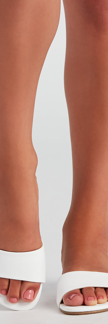 Simple Chic Everyday Slide Sandals are chic ladies' shoes to complete your best 2023 outfits. They come in a variety of trendy women's shoe styles like platforms and dressy low-heels, & are available in wide widths for better comfort.