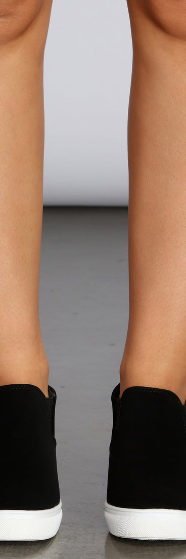 Go The Mile Wedge Sneakers are chic ladies' shoes to complete your best 2023 outfits. They come in a variety of trendy women's shoe styles like platforms and dressy low-heels, & are available in wide widths for better comfort.