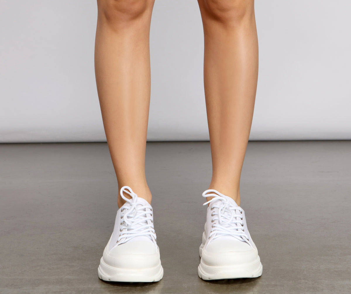 The Classic Lace-Up Chunky Sneakers