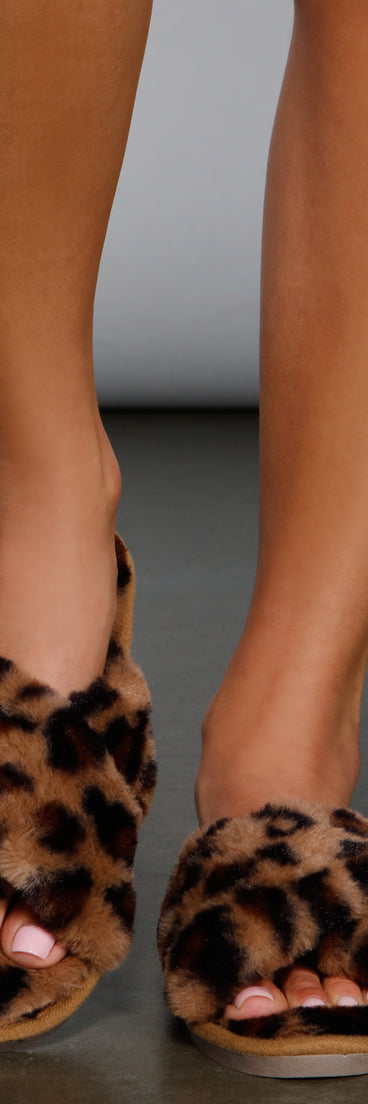 Cheetah-Liscious Faux Fur Slippers are chic ladies' shoes to complete your best 2023 outfits. They come in a variety of trendy women's shoe styles like platforms and dressy low-heels, & are available in wide widths for better comfort.