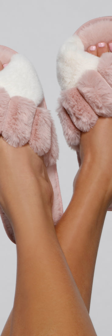 Criss-Cross Chic Faux Fur Slippers are chic ladies' shoes to complete your best 2023 outfits. They come in a variety of trendy women's shoe styles like platforms and dressy low-heels, & are available in wide widths for better comfort.