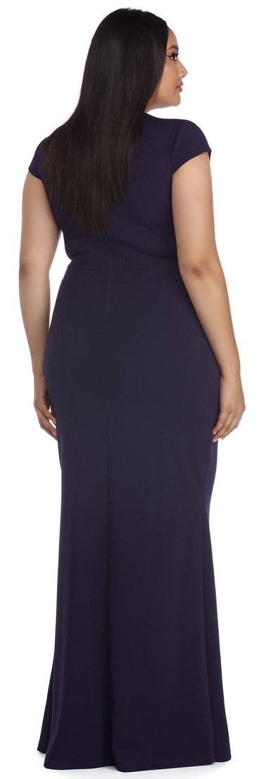 Plus Emmeline Crepe Scalloped Dress provides gorgeous formal dress style to feel beautiful for Homecoming 2023, Bridesmaids, Wedding Guests, Winter Formal Dance, Military Balls, and Prom.