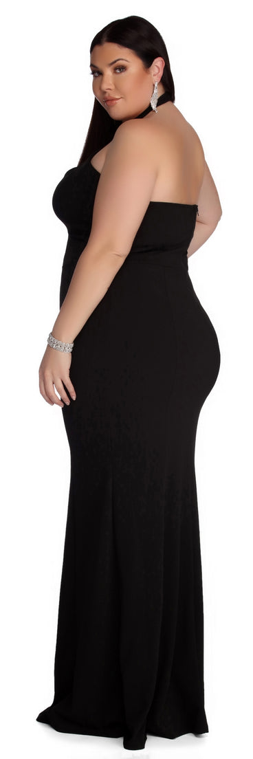 Plus Joselyn Formal Halter Dress provides gorgeous formal dress style to feel beautiful for Homecoming 2023, Bridesmaids, Wedding Guests, Winter Formal Dance, Military Balls, and Prom.