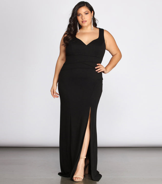 Plus Kaitlyn Formal High Slit Dress provides gorgeous formal dress style to feel beautiful for Homecoming 2023, Bridesmaids, Wedding Guests, Winter Formal Dance, Military Balls, and Prom.