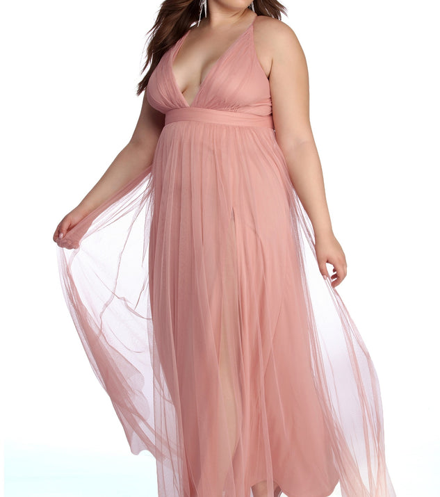 Plus Elisabeth Pleated Tulle Formal Dress is a stunning choice for a bridesmaid dress or maid of honor dress, and to feel beautiful at Homecoming 2023, fall or winter weddings, formals, & military balls!