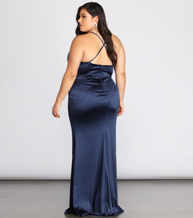 Plus Elin Satin Evening Dress | Windsor
