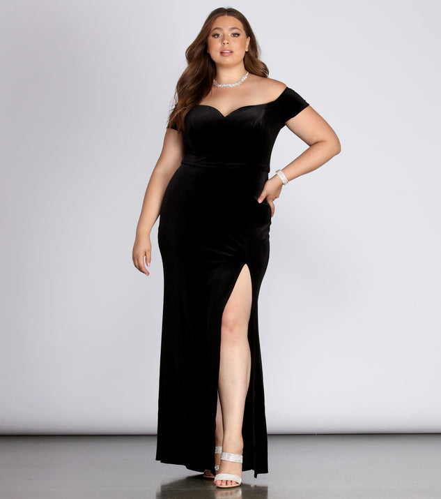 Plus Kira Formal Velvet Sweetheart Dress provides gorgeous formal dress style to feel beautiful for Homecoming 2023, Bridesmaids, Wedding Guests, Winter Formal Dance, Military Balls, and Prom.