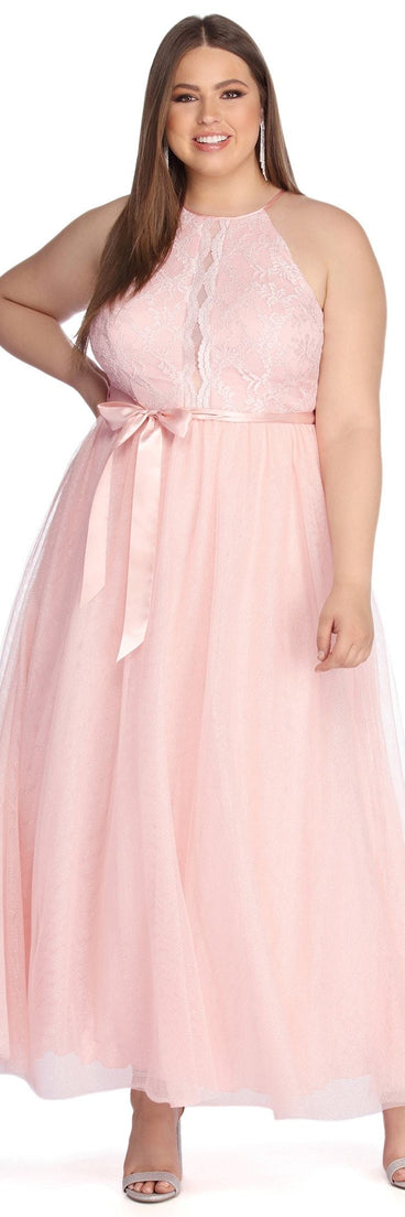 Plus Guinevere Formal Lace Dress provides gorgeous formal dress style to feel beautiful for Homecoming 2023, Bridesmaids, Wedding Guests, Winter Formal Dance, Military Balls, and Prom.