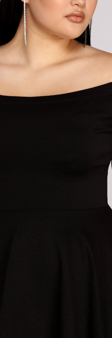 Plus All The Rage Skater Dress creates the perfect summer wedding guest dress or cocktail party dresss with stylish details in the latest trends for 2023!