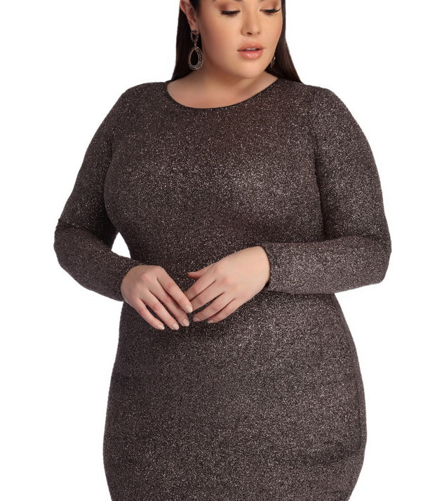 Plus Glitter Goddess Mini Dress is a gorgeous pick as your 2023 prom dress or formal gown for wedding guest, spring bridesmaid, or army ball attire!