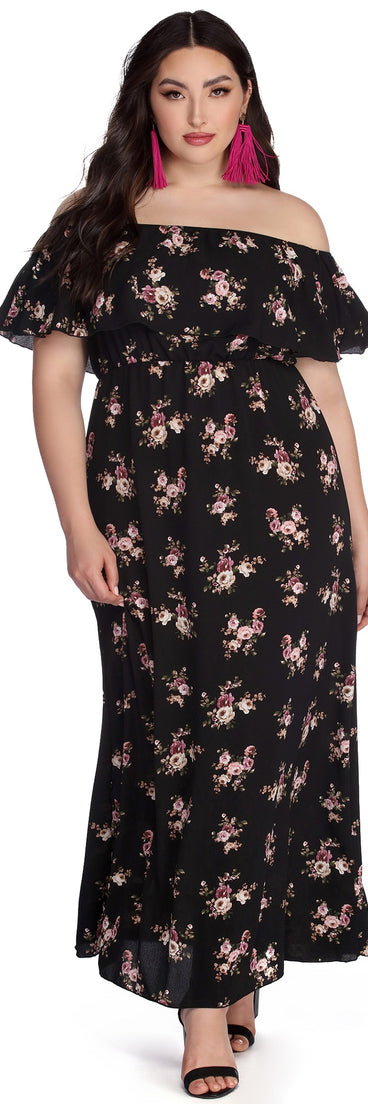 Plus Floral Fiesta Maxi Dress creates the perfect spring wedding guest dress or cocktail attire with stylish details in the latest trends for 2023!