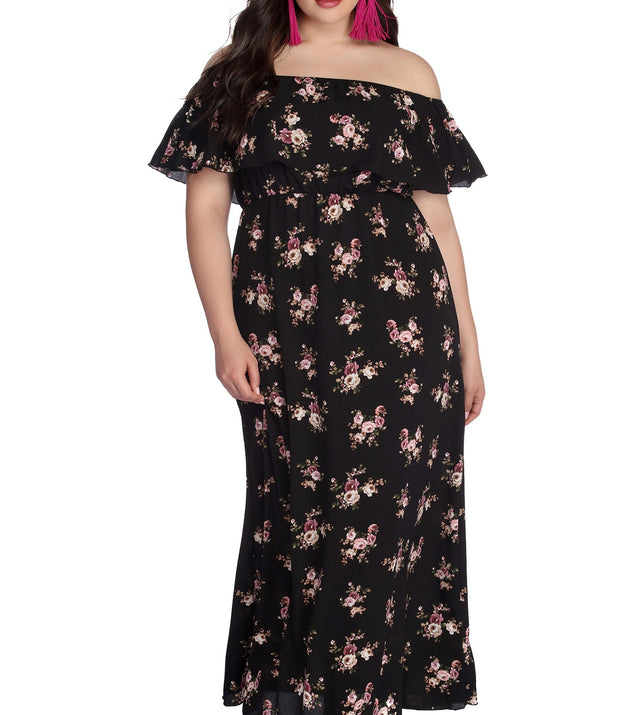 Plus Floral Fiesta Maxi Dress creates the perfect spring wedding guest dress or cocktail attire with stylish details in the latest trends for 2023!